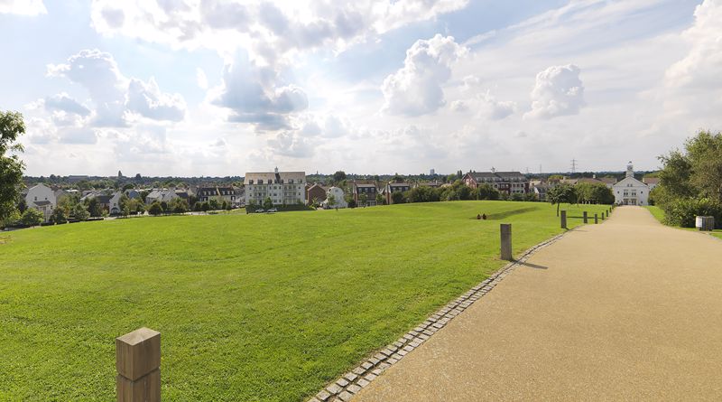 IVY GATE- click for photo gallery